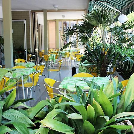 Hotel Leda ريميني المظهر الخارجي الصورة