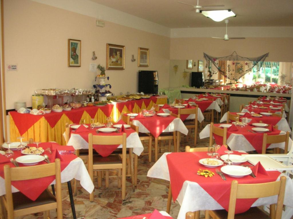 Hotel Leda ريميني المظهر الخارجي الصورة