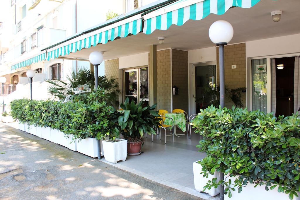 Hotel Leda ريميني المظهر الخارجي الصورة